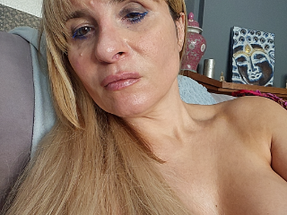 BustyBetty6968 profile