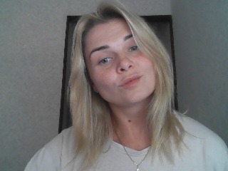 Blond_Beautyy