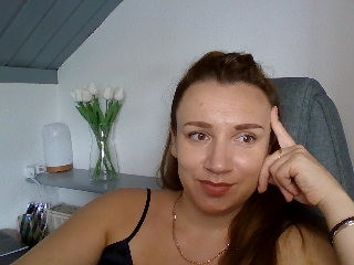 Emma_aaa profile