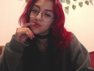 Alexa_Holmes profile
