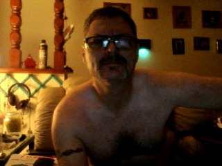 DistantSexAddict profile