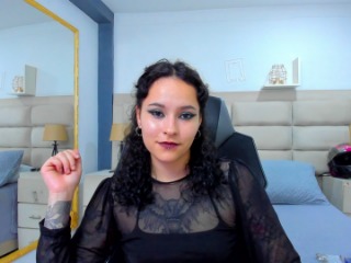 AnnyThompsoon profile