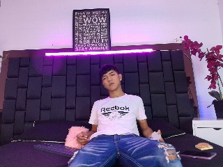AresHearts profile