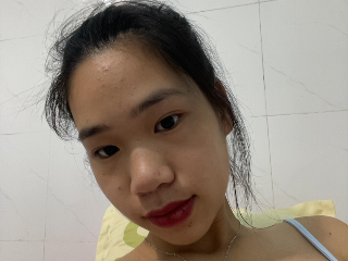 Della_20 profile