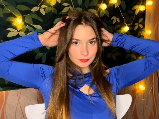 TeaseLiza99