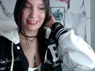 mia_collens19 profile