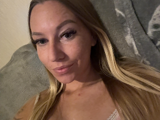 DAREDolls_Sapphire_X profile