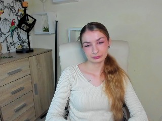 hot_nina19