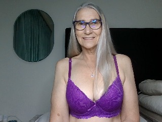 SexyScarlett22 profile