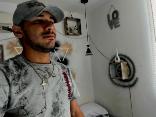 jhapsson_wong profile