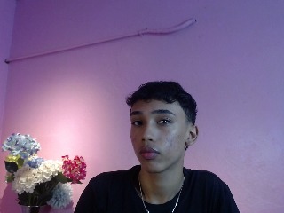 CarlosHot_21 profile