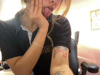 RoxyHoot profile