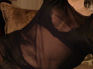 BustyLeahXoXo profile