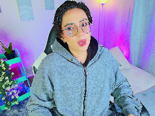 alex_thompson profile