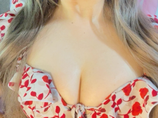 LavenderBae Porn Model Profile Image