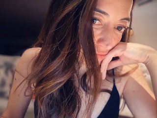 callmeCarlota profile