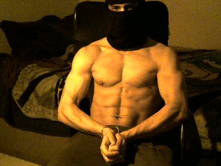 NaughtyLatinoBoy live cam