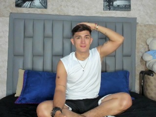 Alann_Smith_x profile