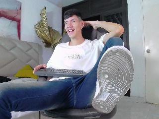 JeanKarlo_Leone profile