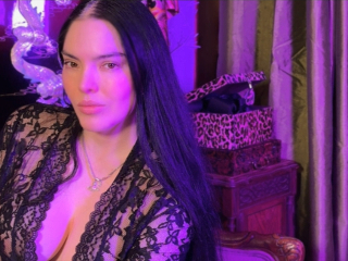 EdenEvansLive Porn Model Profile Image