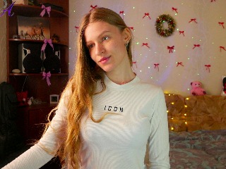 LunariaA Porn Model Profile Image