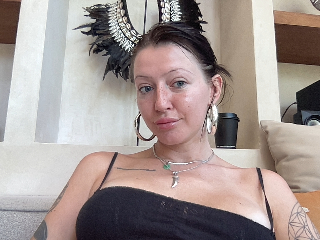 MissRobynLouise Porn Model Profile Image