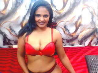 Lusciousindian700