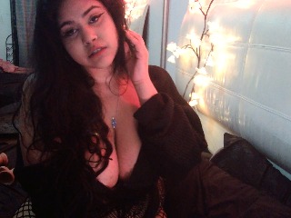 KinkyLilPixi live cam