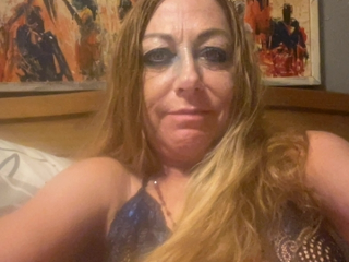 JuicyLucyGoldieLocks live