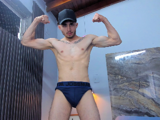 James_22 live cam