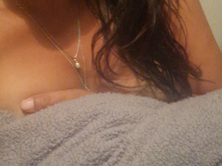 NaughtyNylax live